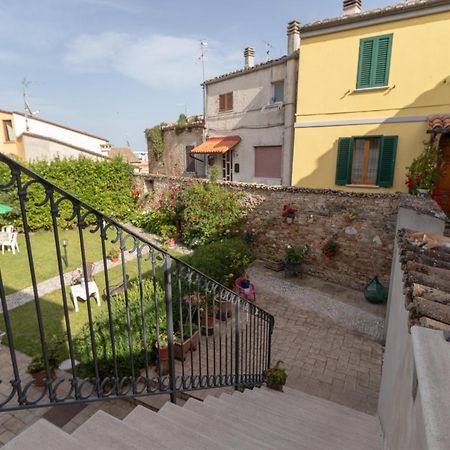 Al Belvedere Apartment II Atri Εξωτερικό φωτογραφία